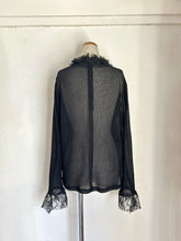 画像をギャラリービューアに読み込む, Crew Neck High Count Twist Yarn Sheer Waffle Shirring Lace Frill P/O