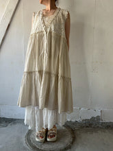 画像をギャラリービューアに読み込む, Sheer Tulle Yolk Gather Tiered Front Button Gilet Dress #7523545