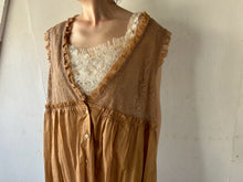 画像をギャラリービューアに読み込む, Sheer Tulle Yolk Gather Tiered Front Button Gilet Dress #7523545