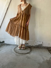 画像をギャラリービューアに読み込む, Sheer Tulle Yolk Gather Tiered Front Button Gilet Dress #7523545