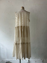 画像をギャラリービューアに読み込む, Sheer Tulle Yolk Gather Tiered Front Button Gilet Dress #7523545