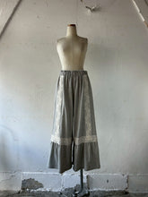 画像をギャラリービューアに読み込む, Elastic Waist Side Pocket Gathered Frill long Pants #1521409