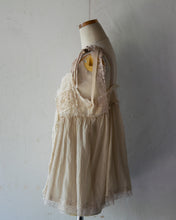 Load image into Gallery viewer, No.7523039 Motif Lace Mix Gather Flare Camisole