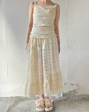 画像をギャラリービューアに読み込む, Embroidery Flocky Dots Tulle Corsage Motif Accent Mix Frill Tereco Rib Camisole No.1611040
