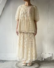 Load image into Gallery viewer, No.1613405 Flocked Polka Dot &amp; Cord Embroidery Tulle Mix Elastic Waist Gathered Flared Tiered Skirt with Petticoat
