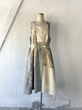 画像をギャラリービューアに読み込む, Gobelin Flower JQ Material Mix  Patchwork A line Flare Sleeveless  Dress #1513533
