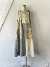 画像をギャラリービューアに読み込む, Gobelin Flower JQ Material Mix  Patchwork A line Flare Sleeveless  Dress #1513533
