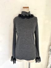画像をギャラリービューアに読み込む, Tereco Rib Tulle Lace Off-Turtle Neck Long Sleeve P/O #1431072
