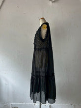 画像をギャラリービューアに読み込む, Sheer Tulle Yolk Gather Tiered Front Button Gilet Dress #7523545
