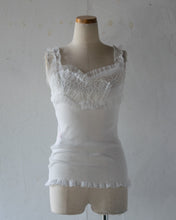 画像をギャラリービューアに読み込む, Embroidery Flocky Dots Tulle Corsage Motif Accent Mix Frill Tereco Rib Camisole No.1611040
