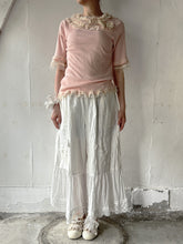 Load image into Gallery viewer, No.1611003　Tulle Mix Frill Half Sleeve Shell Neck P/O
